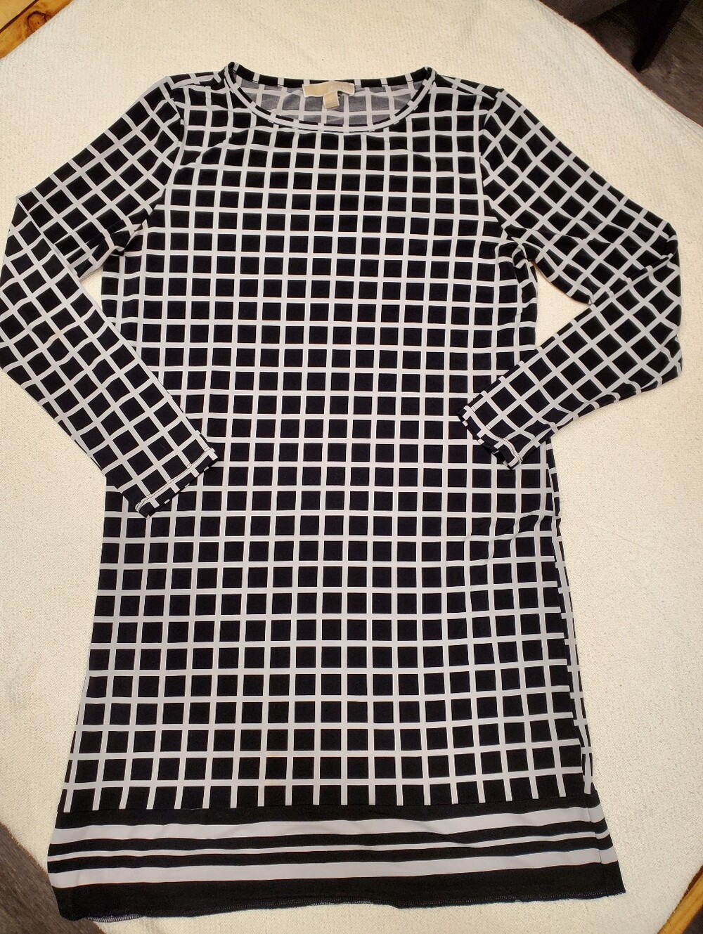 Michael Kors Windowpane Shift Dress Large Black White Long Sleeve MK Logo Knit
